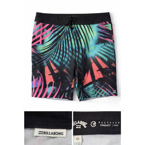 Billabong Sundays Pro Boardshorts Mens 34 NWOT Surf Swim Trunks Stretch Tropical